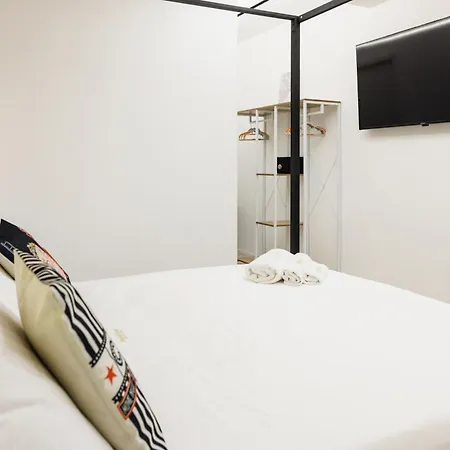 Miamihouse Essential 住宿加早餐酒店 3*