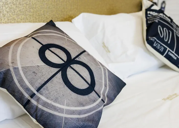 Miamihouse Essential 3* ואסטו