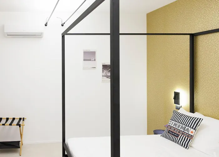 Miamihouse Essential