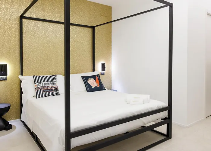 Miamihouse Essential 3* ואסטו